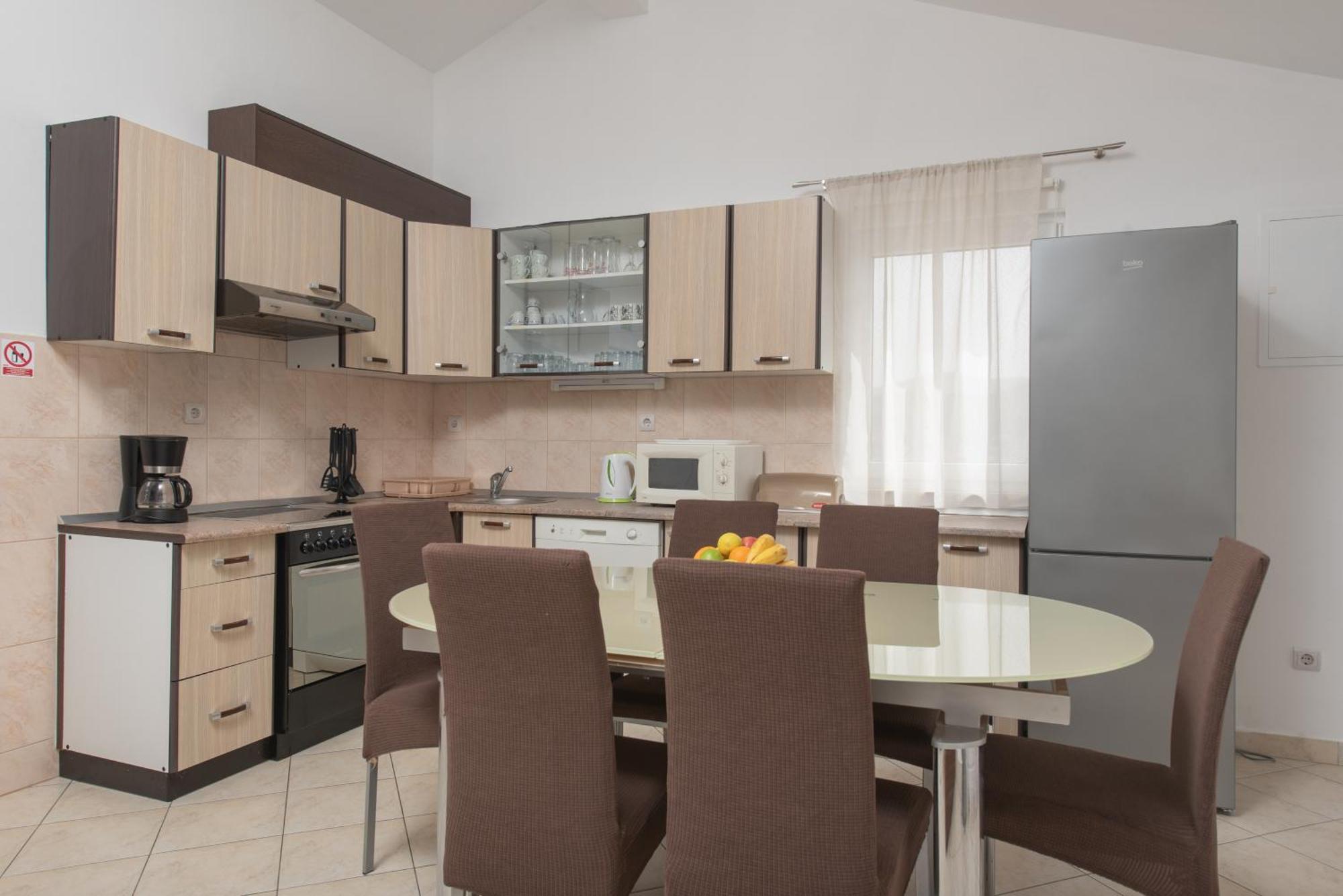 Apartments Iva Marina Esterno foto